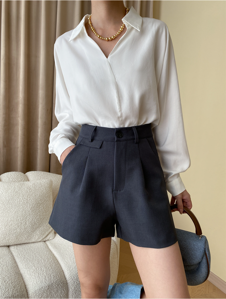 クラシックタックショートパンツ