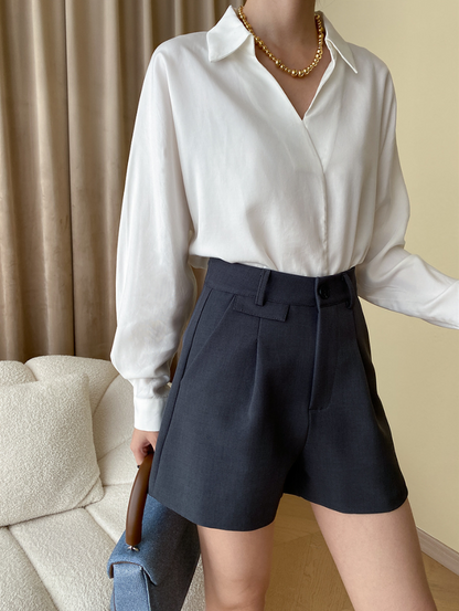 クラシックタックショートパンツ