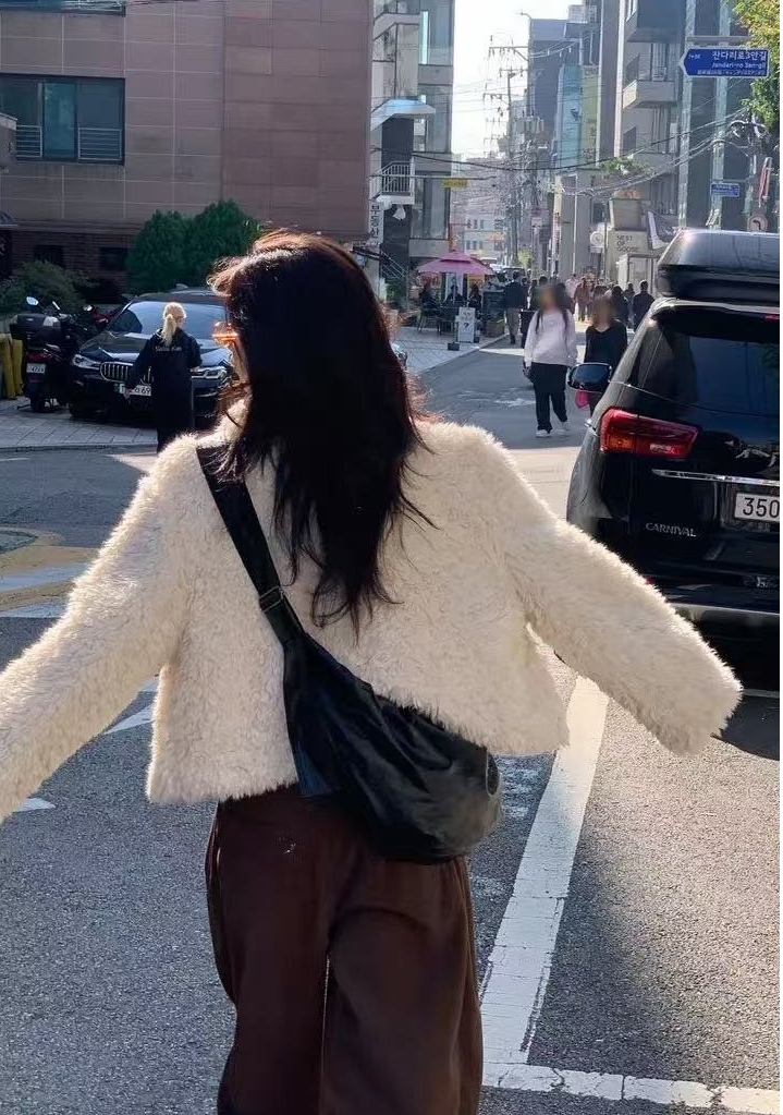 ショートフェイクファージャケット