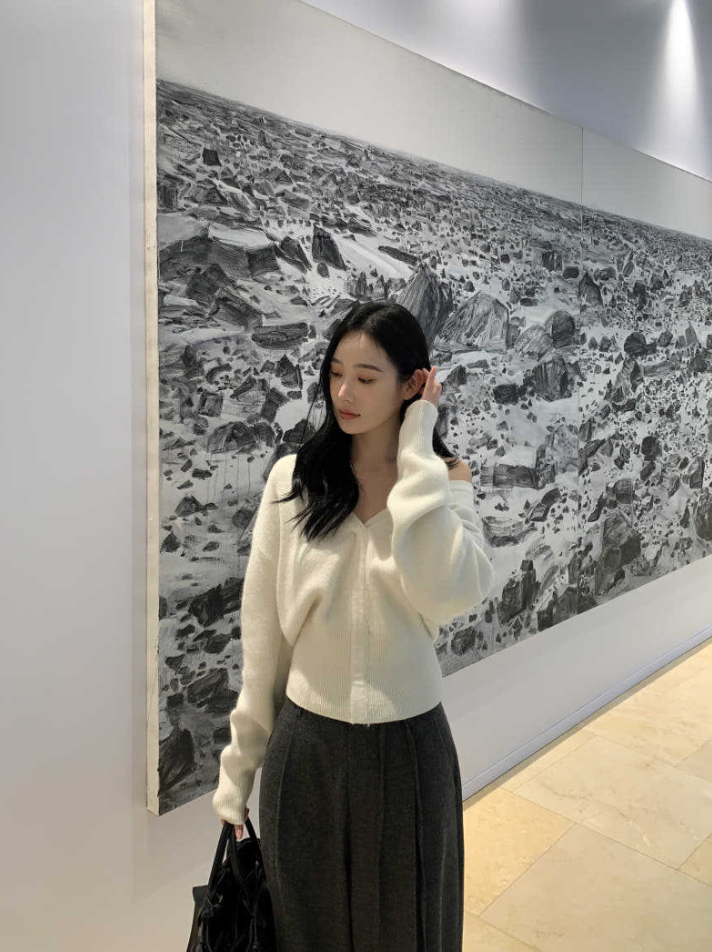 【即納】クロスストラップオフショルニットトップ