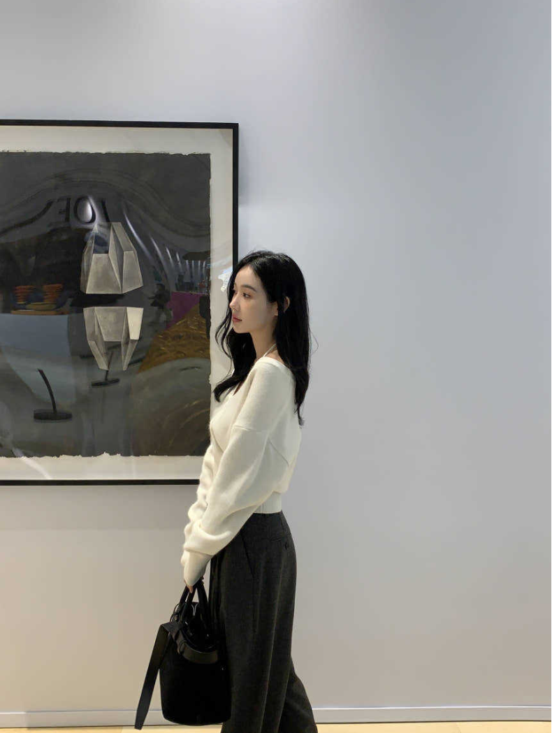 【即納】クロスストラップオフショルニットトップ