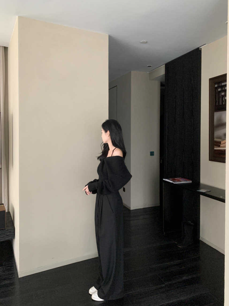 【即納】クロスストラップオフショルニットトップ