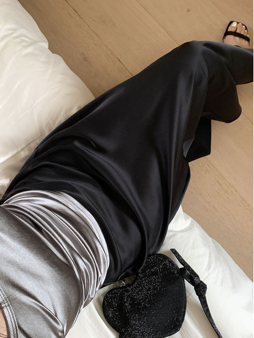 【即納】サテンマーメイドロングスカート