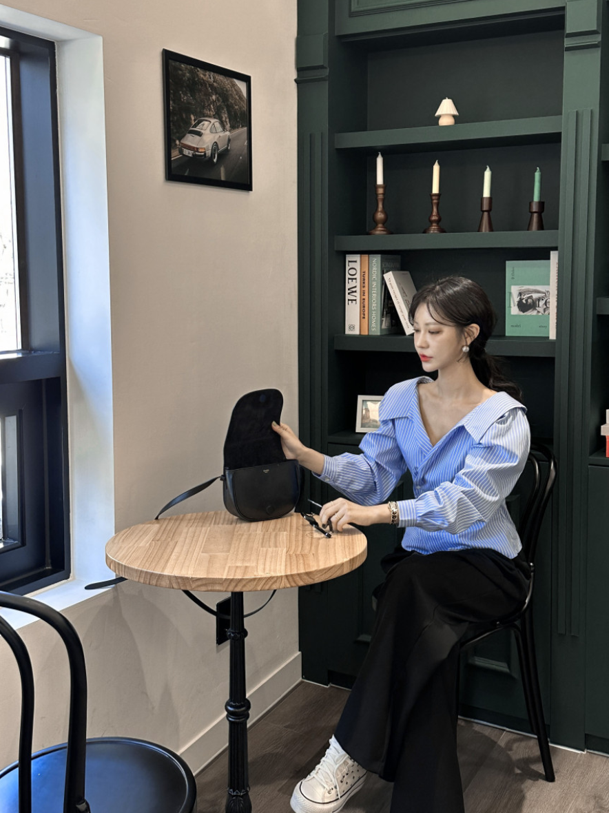 【即納 2/6(金)PM12:00～販売START】アシンメトリーカラー デザインシャツ