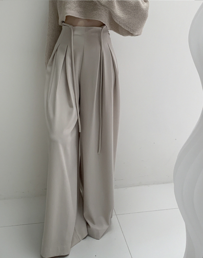 【即納 2/6(金)PM12:00～販売START】ハイウエストタックストレートパンツ