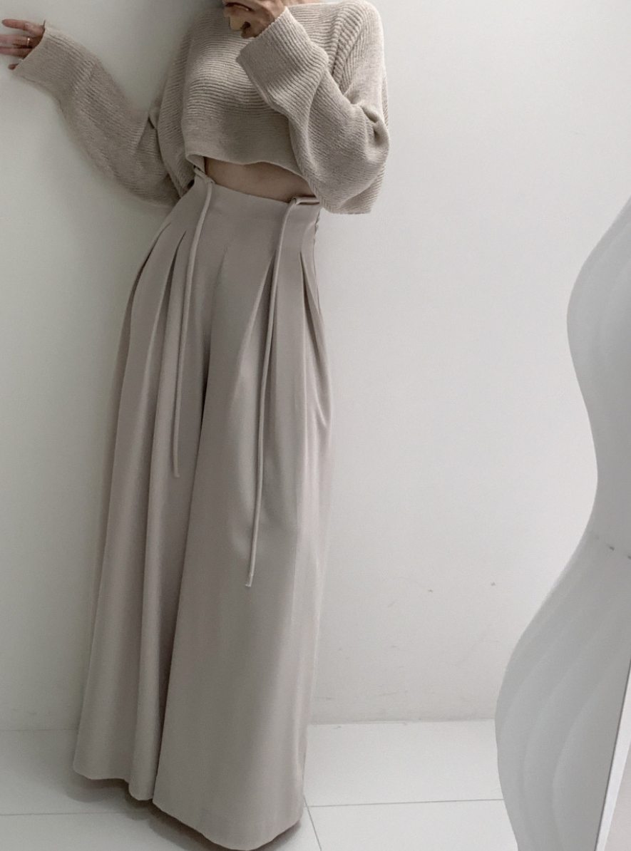 【即納 2/6(金)PM12:00～販売START】ハイウエストタックストレートパンツ