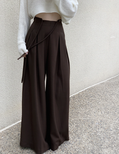 【即納 2/6(金)PM12:00～販売START】ハイウエストタックストレートパンツ