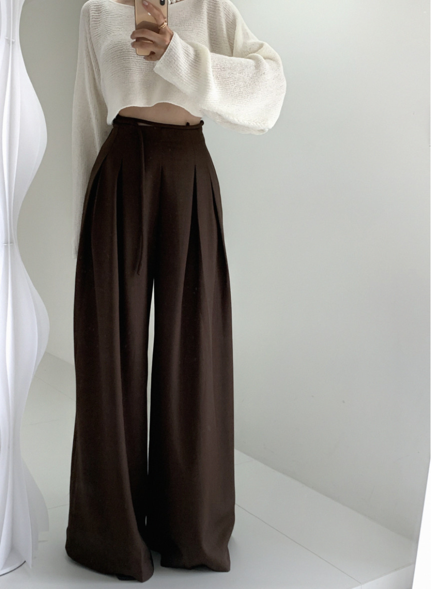 【即納 2/6(金)PM12:00～販売START】ハイウエストタックストレートパンツ