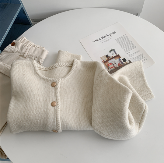 即納【新作 3/13(金)PM12:00～販売START】ゴールドボタンミニマルニットカーディガン