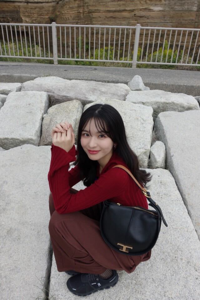 [ Influencer Recommend ]【即納】フロントカットアウトリブニットトップス