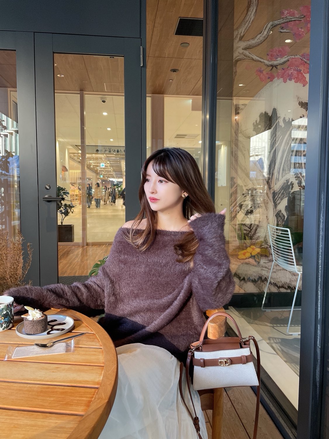 ［ SET ］モヘアライクフェザーニットプルオーバー × ティアードシフォンロングスカート