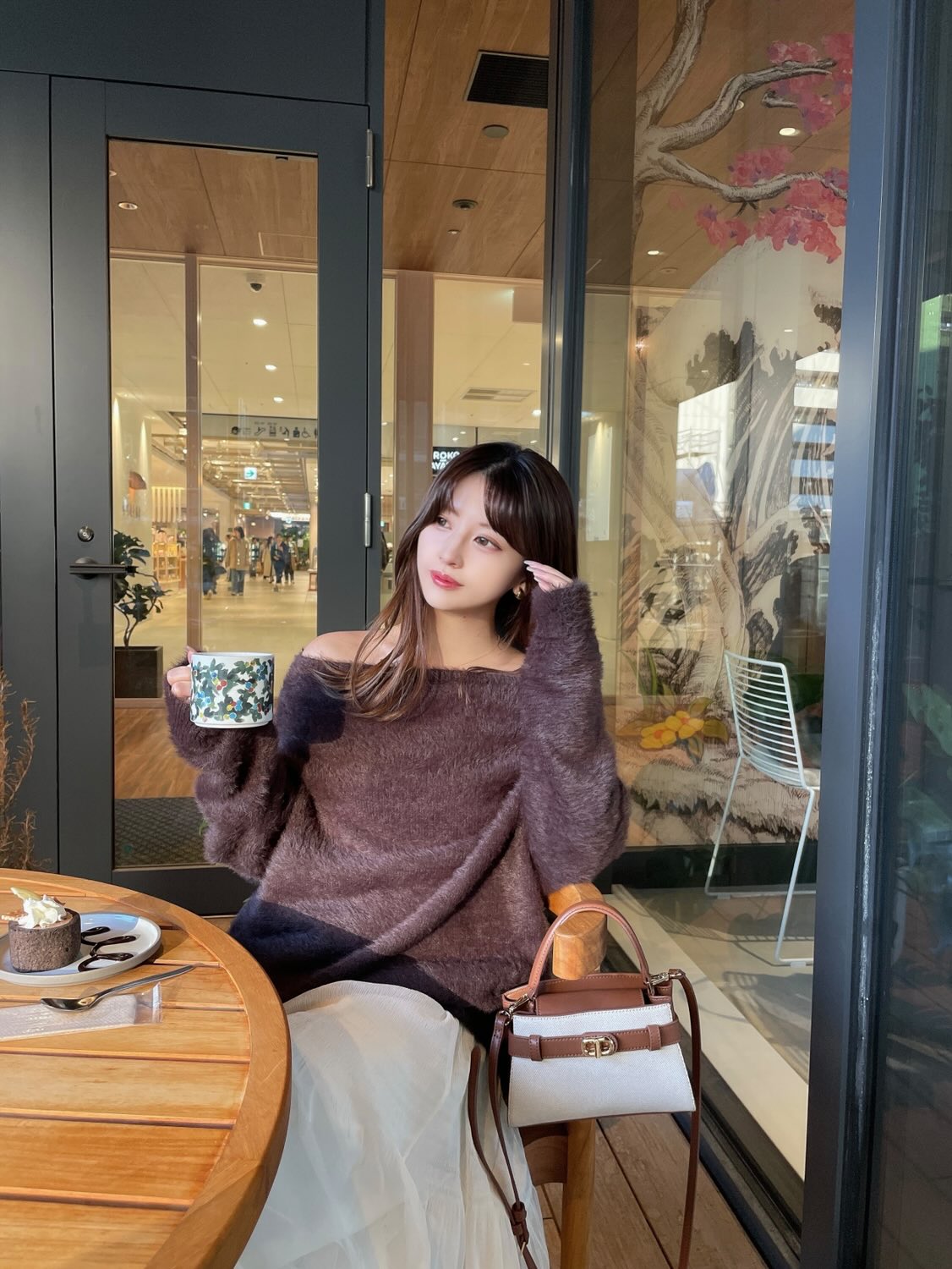 ［ SET ］モヘアライクフェザーニットプルオーバー × ティアードシフォンロングスカート