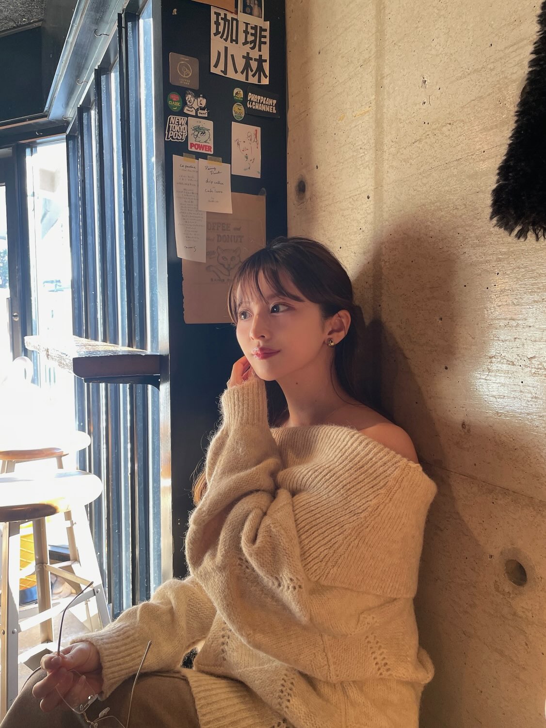 ［ SET ］オフショルダールーズニットプルオーバー×ティアードシフォンロングスカート