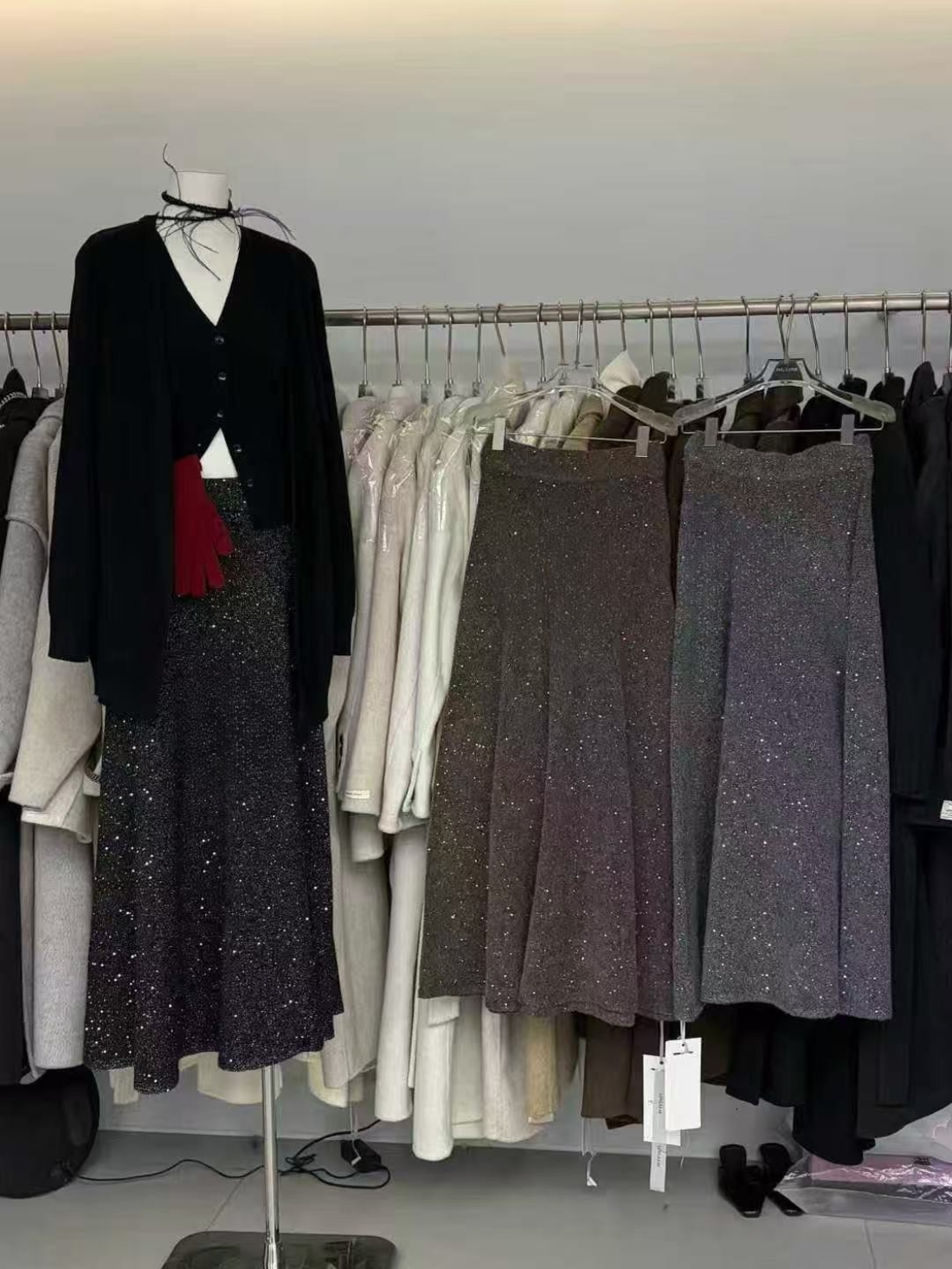 【即納】ラメニットロングスカート