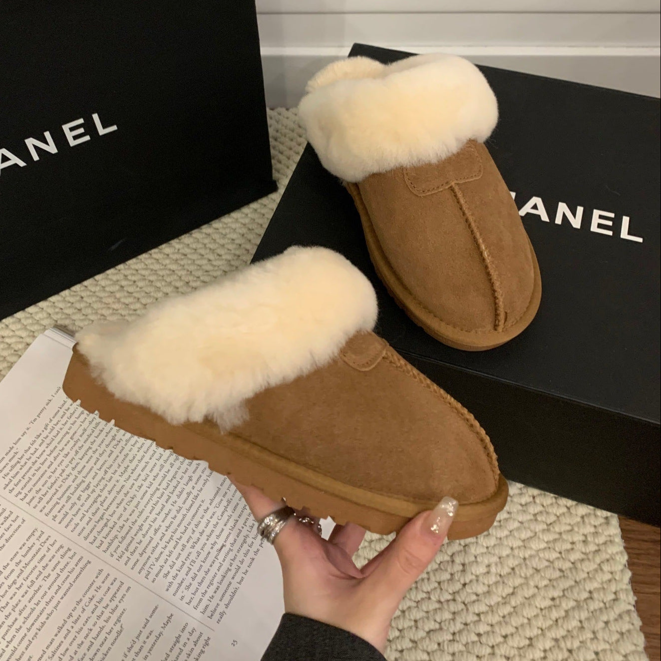 ムートンサンダル