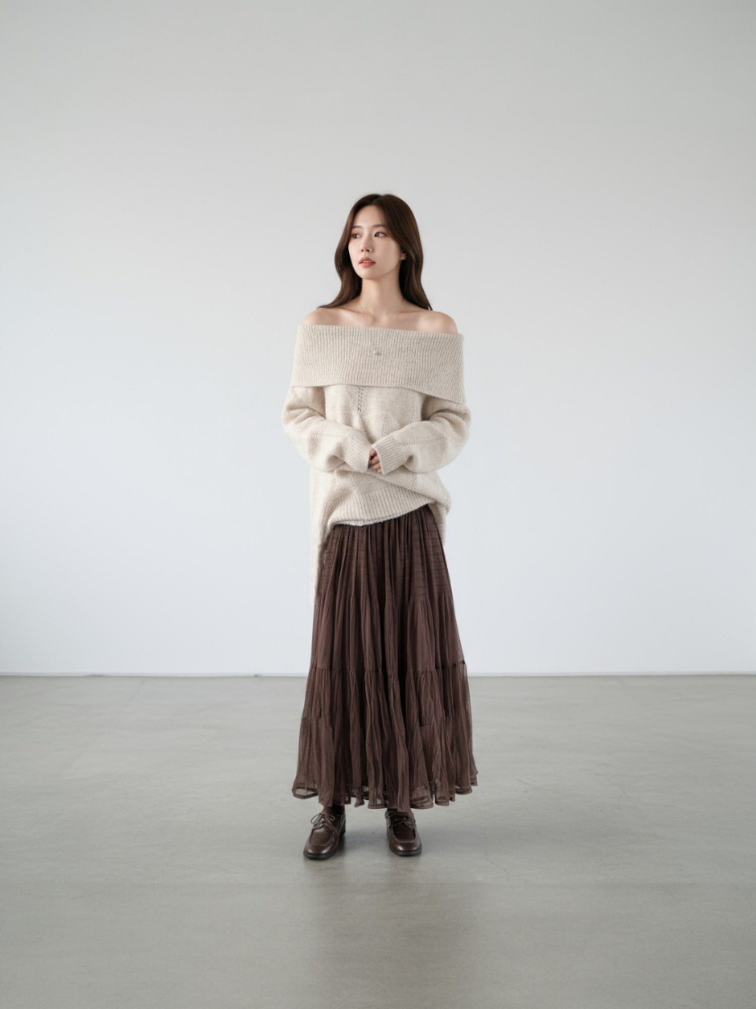 ［ SET ］オフショルダールーズニットプルオーバー×ティアードシフォンロングスカート