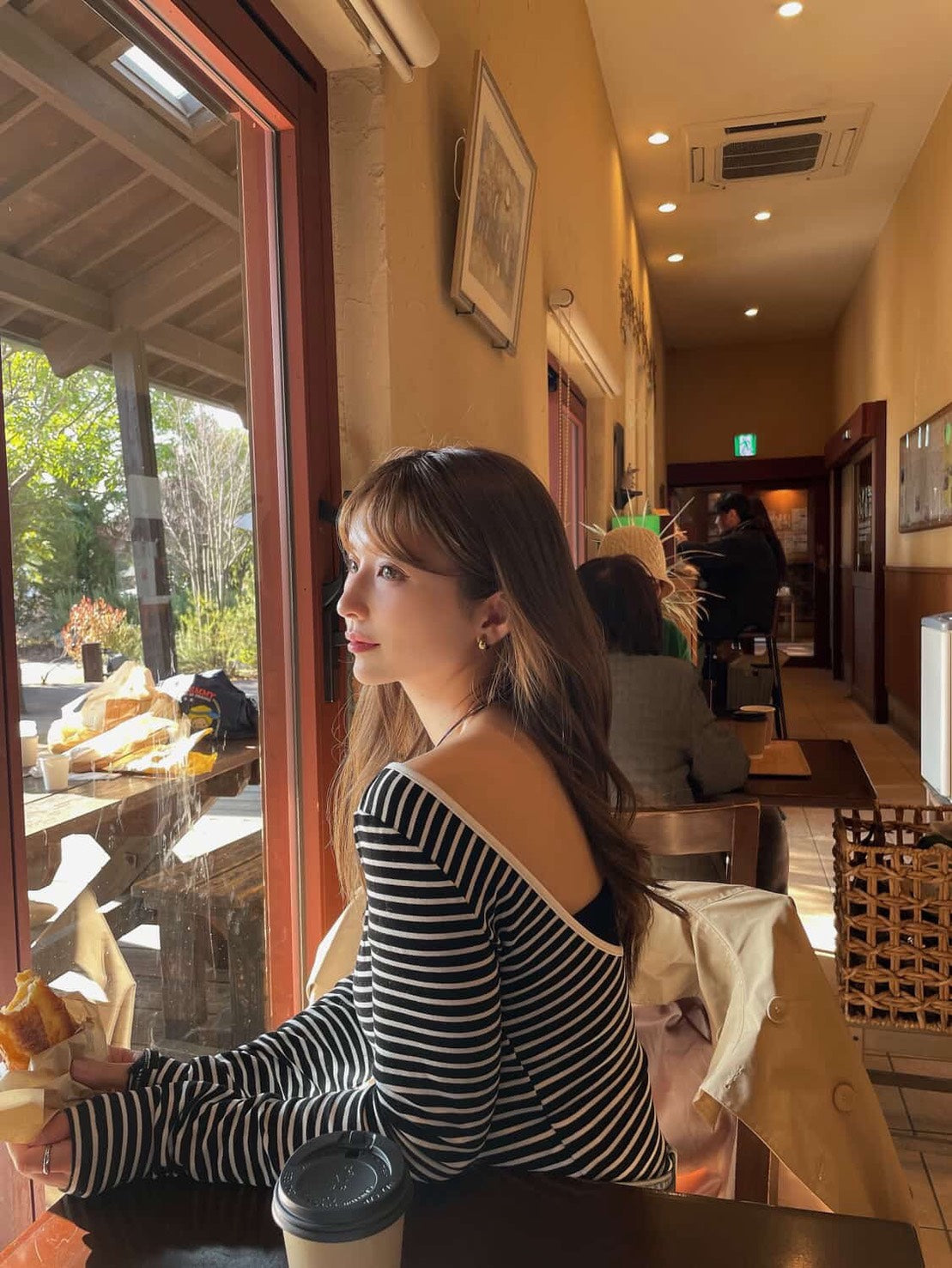 【即納】バックオープンボーダーカットソー