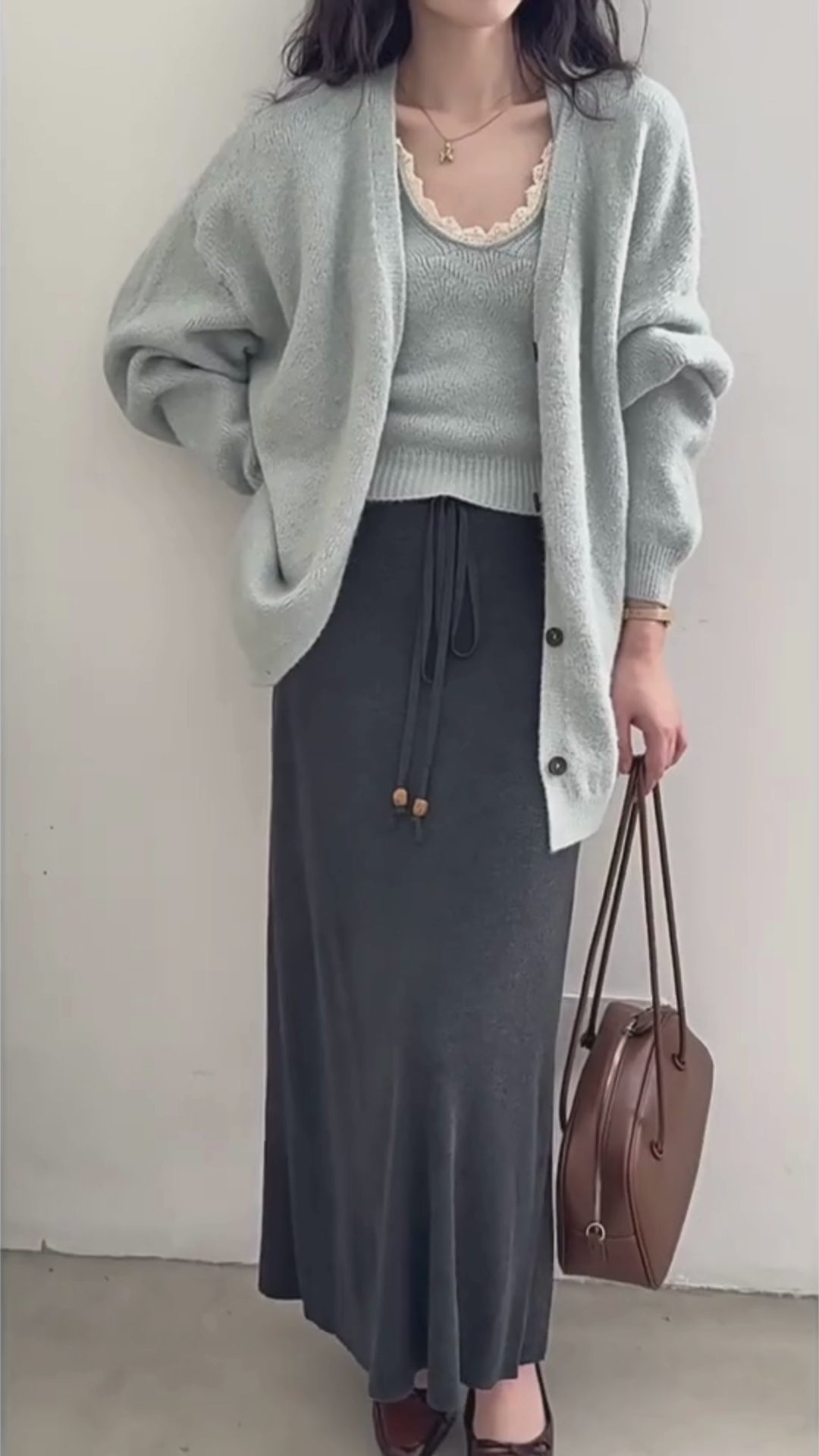 ソフトタッチニットカーデ＆レーストリムキャミトップセット